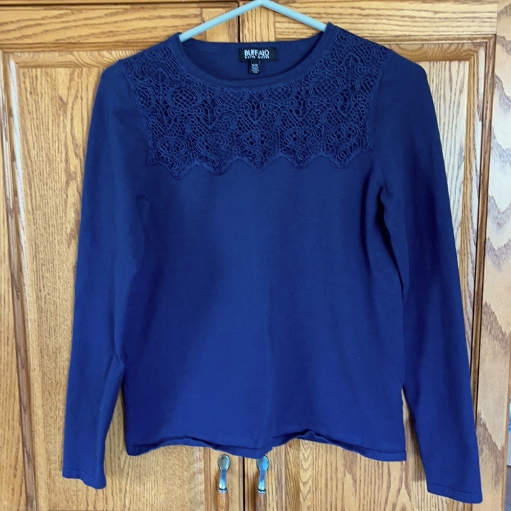 Buffalo shirt size M🥰